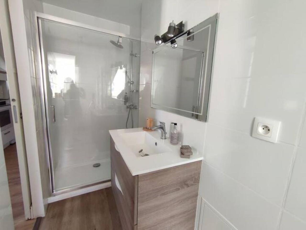 L'Alexiane, Centre Luchon, Parking Gratuit, Wifi Apartment Bagnères-de-Luchon Екстериор снимка