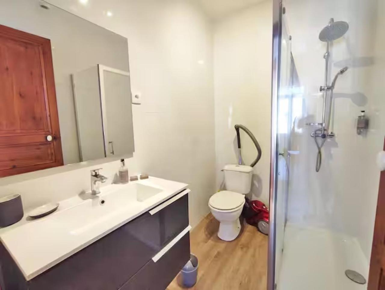 L'Alexiane, Centre Luchon, Parking Gratuit, Wifi Apartment Bagnères-de-Luchon Екстериор снимка
